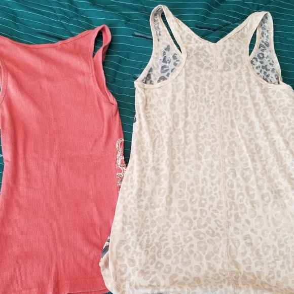 Two Women's Tanks - Picture 2 of 2